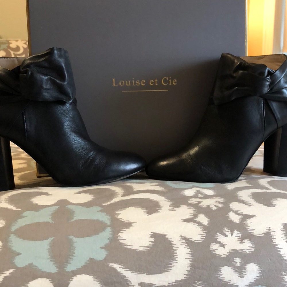 Louise at Cie black leather booties